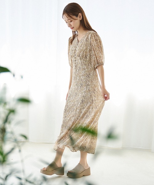 mysty woman（ミスティウーマン）の「バックリボンエンパイアワンピース　128553（ワンピース・レディース・ベージュ/グレー/ライトピンク・FREE）」の12枚目の写真