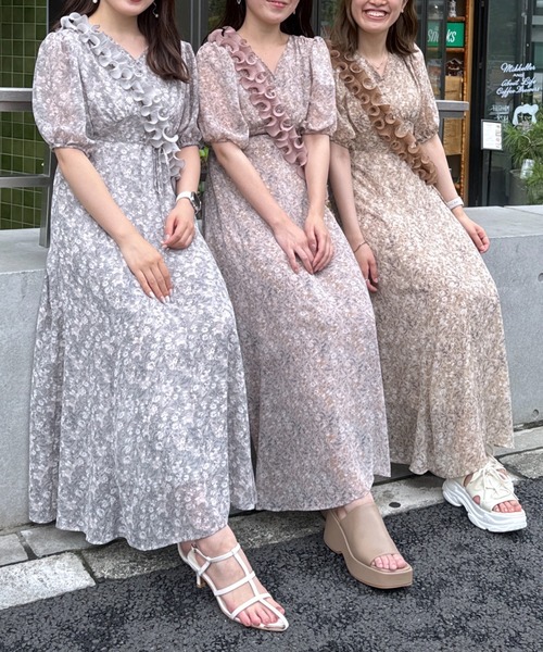 mysty woman（ミスティウーマン）の「バックリボンエンパイアワンピース　128553（ワンピース・レディース・ベージュ/グレー/ライトピンク・FREE）」の20枚目の写真