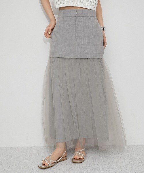 ADAM ET ROPE'（アダムエロペ）の「《環境配慮・2WAY・接触冷感》チュールドッキングスカート（スカート・レディース・ブラック/グレー・36/38）」の2枚目の写真