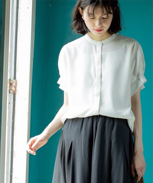 OPAQUE.CLIP（オペークドットクリップ）の「◆タックスリーブブラウス【洗濯機洗い可】（シャツ/ブラウス・レディース・ブラック系/ホワイト/ベージュ系その他3・40/38/42）」の2枚目の写真