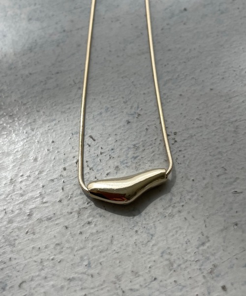 cheriella（シェリエラ）の「【cheriella】ドロップデザインネックレス DROP DESIGN NECKLACE（ネックレス・レディース・ゴールド/シルバー・FREE）」の13枚目の写真