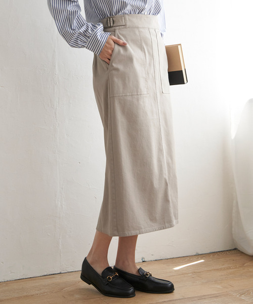 ikka（イッカ）の「【雑誌InRed10月号掲載】ストレッチIラインスカート（スカート・レディース・ライトベージュ/オリーブ/ブルー/ネイビー・L/M/S）」の18枚目の写真