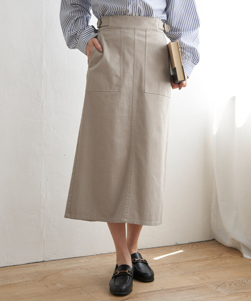 ikka（イッカ）の「【雑誌InRed10月号掲載】ストレッチIラインスカート（スカート・レディース・ライトベージュ/オリーブ/ブルー/ネイビー・L/M/S）」の17枚目の写真