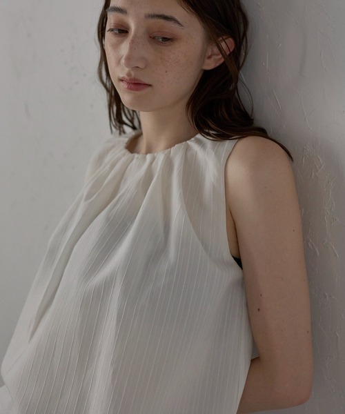 MINERTE(ミネルテ)の「【MINERTE】neck tack stripe blouse / ネックタックストライプブラウス(シャツ/ブラウス・レディース・ライトグリーン/オフホワイト/ブラック・FREE)」の4枚目の写真