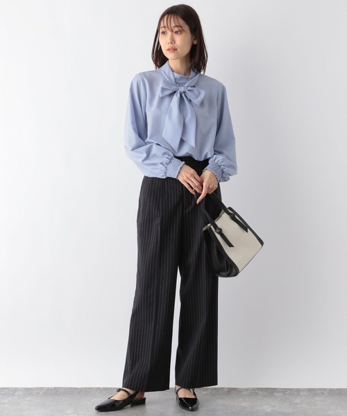 GLOBAL WORK（グローバルワーク）の「お手入れらくらく2WAYボウタイブラウス/115546（シャツ/ブラウス・レディース・オフホワイト/サックスブルー/ストライプ・MEDIUM/LARGE）」の5枚目の写真