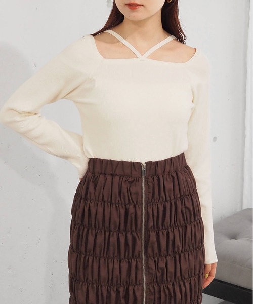 tiptop（ティップトップ）の「ホルターネックリブニット（ニット/セーター・レディース・ブラック/アイボリー/ブルー/ブラック系その他/ホワイト系その他・FREE）」の7枚目の写真