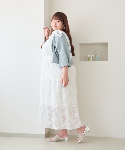 Louiosy（ルオシー）の「【大きいサイズ】フラワージャガードフリルリボンティアードキャミワンピ（ワンピース・レディース・ピンク/オフホワイト・4L/3L）」の5枚目の写真