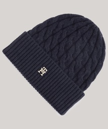 ケーブル編みビーニー