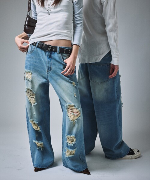 FREAK'S STORE（フリークスストア）の「限定展開 MR HEARTS/ミスターハーツ VINTAGE WASH DAMAGE WIDE DENIM（その他パンツ・メンズ・ブラック/ブルー・SMALL/MEDIUM/LARGE）」の20枚目の写真