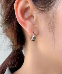 小ぶりシンプルフープピアス (両耳用)
