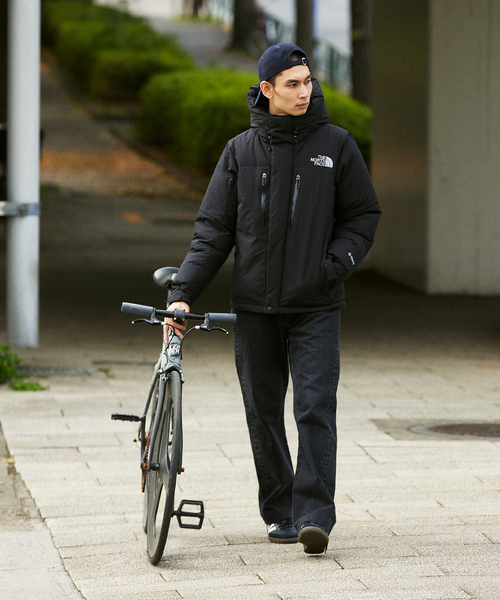 THE NORTH FACE(ザノースフェイス)の「THE NORTH FACE / ザ ノースフェイス バルトロ ライト ジャケット ND92340(ダウンジャケット/コート・メンズ・ブラック・MEDIUM/LARGE/X-LARGE)」の19枚目の写真