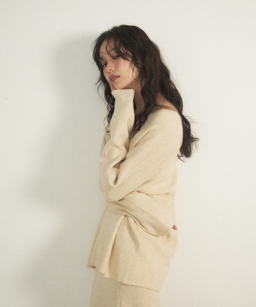 オーバーVネックニットセットアップ（アンサンブル）｜Shelly island