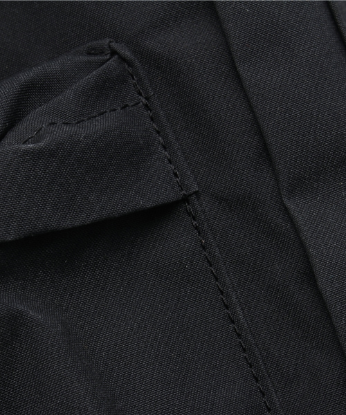 FJALL RAVEN （フェールラーベン）の「FJALLRAVEN: KANKEN(カンケンバッグ) LAPTOP(ラップトップ) 15（バックパック/リュック・メンズ・ブラック/カーキ・ONE SIZE）」の12枚目の写真