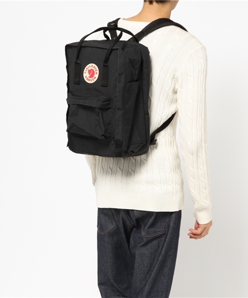 FJALL RAVEN （フェールラーベン）の「FJALLRAVEN: KANKEN(カンケンバッグ) LAPTOP(ラップトップ) 15（バックパック/リュック・メンズ・ブラック/カーキ・ONE SIZE）」の14枚目の写真