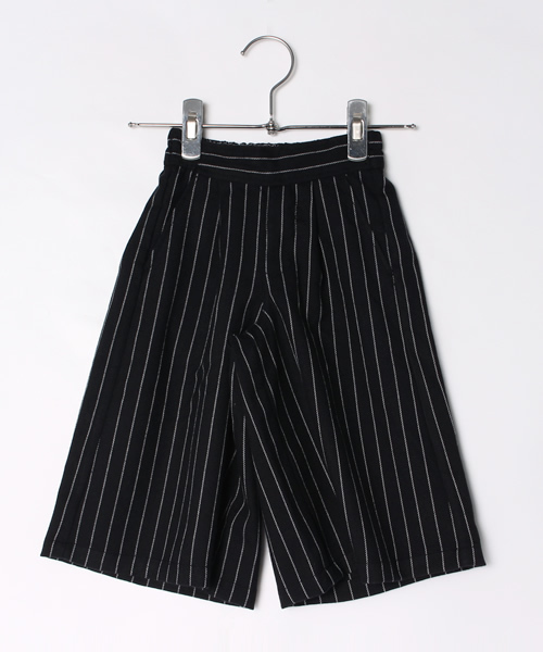 CIAOPANIC TYPY(チャオパニックティピー)の「【店舗人気アイテム★】T/RPUピンストライプガウチョパンツ(その他パンツ・キッズ・オフホワイト/ネイビー・105/125/135/95/115)」の2枚目の写真