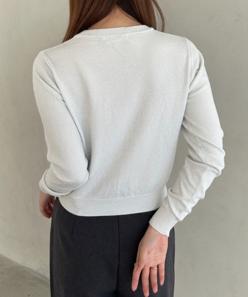 MYMOOD.(マイムード)の「シンプルラメ混 薄手ニットクルーネックトップス(Tシャツ/カットソー・レディース・レッド/ホワイト/ブラック/アイボリー・FREE)」の8枚目の写真