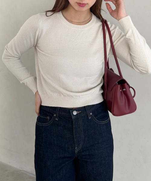 MYMOOD.(マイムード)の「シンプルラメ混 薄手ニットクルーネックトップス(Tシャツ/カットソー・レディース・レッド/ホワイト/ブラック/アイボリー・FREE)」の15枚目の写真