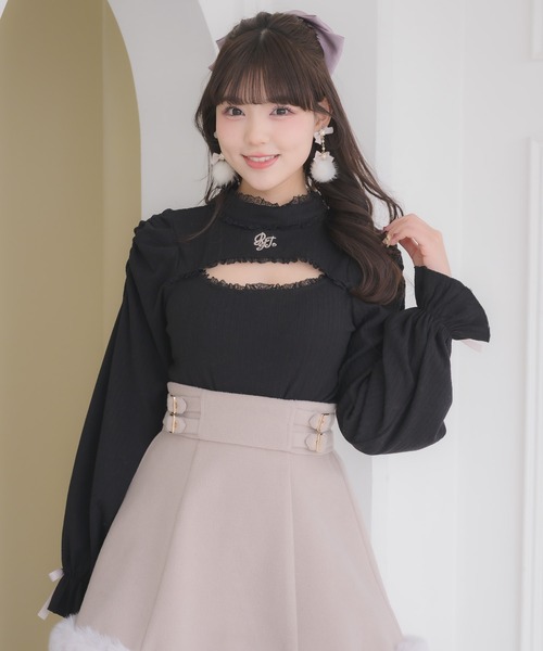 ROJITA（ロジータ）の「ロゴ刺繍デコルテ開きリブトップス（Tシャツ/カットソー・レディース・ブラック/ホワイト・FREE）」の10枚目の写真