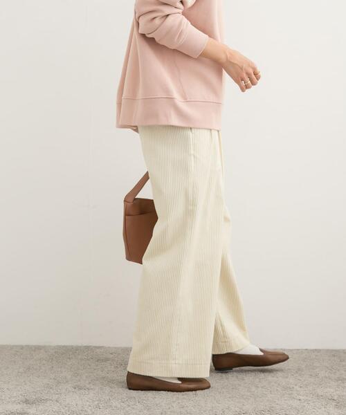URBAN RESEARCH DOORS（アーバンリサーチドアーズ）の「コーデュロイタックワイドパンツ（その他パンツ・レディース・アイボリー/ライトグレー・MEDIUM/SMALL）」の22枚目の写真