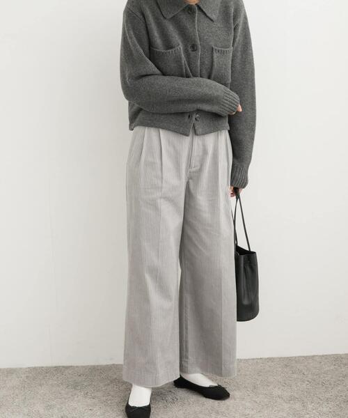 URBAN RESEARCH DOORS（アーバンリサーチドアーズ）の「コーデュロイタックワイドパンツ（その他パンツ・レディース・アイボリー/ライトグレー・MEDIUM/SMALL）」の11枚目の写真