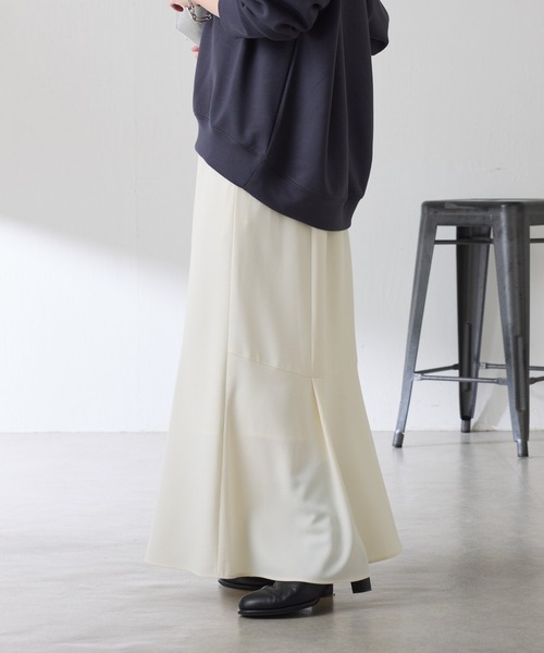 COLLAGE GALLARDAGALANTE（コラージュガリャルダガランテ）の「ジャージマーメイドスカート/セットアップ可/WEB限定（スカート・レディース・ベージュ/ブラック/ネイビー/オフホワイト・FREE/TM）」の22枚目の写真
