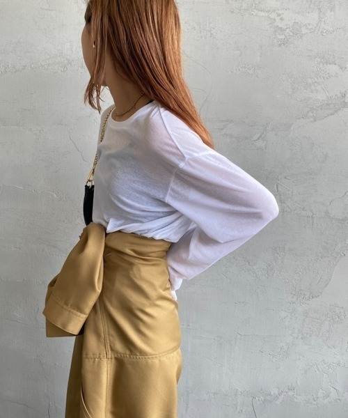 JEANS FACTORY Clothes（ジーンズファクトリークローズ）の「[Jeans Factory Clothes/ジーンズファクトリークローズ] クルーネック ロングスリーブシアーカットソー（Tシャツ/カットソー・レディース・オフホワイト/ブラック/ピンク/オレンジ/ブラウン/チャコールグレー/サックスブルー・F）」の8枚目の写真