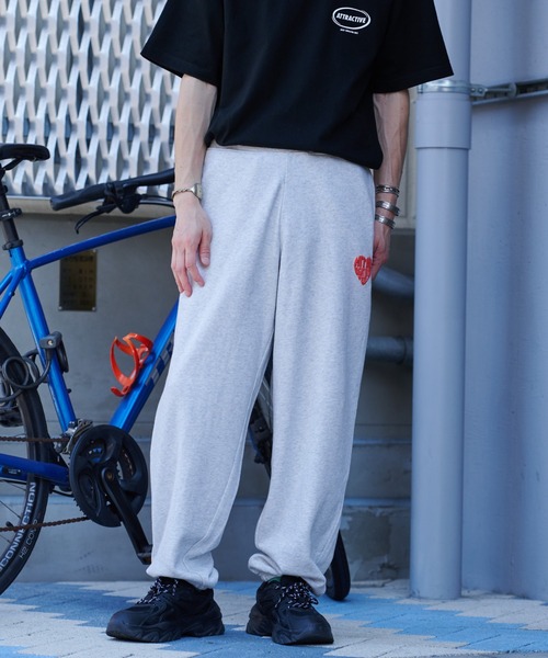 MODISH GAZE(モディシュガゼ)の「ハートロゴ裏毛スウェットパンツ(スウェットパンツ・メンズ・グリーン/オートミール/ネイビー/グレー/ブラック・MEDIUM/LARGE)」の12枚目の写真