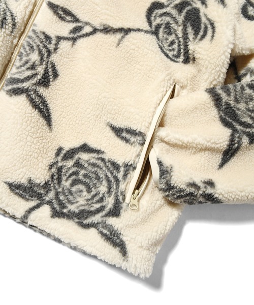 LFYT(エルエフワイティー)の「LFYT ラファイエット【Lafayette】- ローズオールオーバージャケット【ROSE ALLOVER PATTERNED FLEECE JACKET LA241008】(その他アウター・メンズ・ナチュラル/ブラック・MEDIUM/LARGE/X-LARGE/XX-LARGE)」の7枚目の写真
