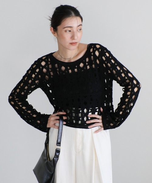 select MOCA(セレクトモカ)の「クロシェニットショートトップス(ニット/セーター・レディース・アイボリー/ブラック・FREE)」の2枚目の写真