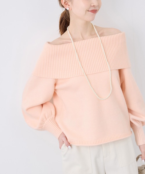 ROPE' PICNIC(ロペピクニック)の「【emur/エミュール】オフショルダーニット(ニット/セーター・レディース・オフホワイト/ブラック/ピンク・38)」の1枚目の写真