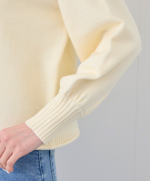 ROPE' PICNIC(ロペピクニック)の「【emur/エミュール】オフショルダーニット(ニット/セーター・レディース・オフホワイト/ブラック/ピンク・38)」の5枚目の写真