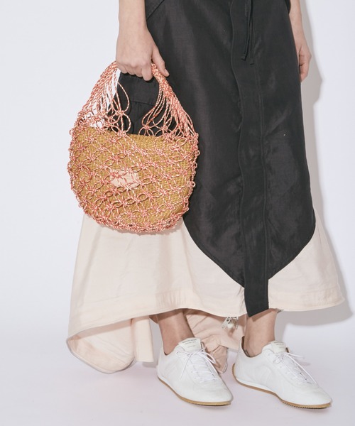 beautiful people（ビューティフルピープル）の「abaca twist         bag S（ハンドバッグ・レディース・ブラック/イエロー/レッド/ブルー・FREE）」の7枚目の写真