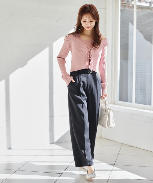 mysty woman（ミスティウーマン）の「リボンカーデ×タンクSET  315445（ニット/セーター・レディース・グレイッシュベージュ/ピンク/オフホワイト/ブラック・FREE）」の17枚目の写真