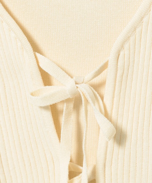 mysty woman（ミスティウーマン）の「リボンカーデ×タンクSET  315445（ニット/セーター・レディース・グレイッシュベージュ/ピンク/オフホワイト/ブラック・FREE）」の11枚目の写真