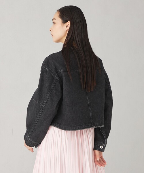 EMMEL REFINES（エメルリファインズ）の「＜EMMEL REFINES＞EM フリンジ ノーカラー デニム ジャケット（デニムジャケット・レディース・ブラック/コバルトブルー・FREE）」の6枚目の写真