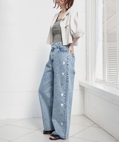 MAJESTIC LEGON（マジェスティックレゴン）の「リボンビジューデニムパンツ（デニムパンツ・レディース・グレー系その他/ブルー系その他3/グレー/サックスブルー/ピンク/ネイビー・SMALL/LARGE/MEDIUM）」の7枚目の写真