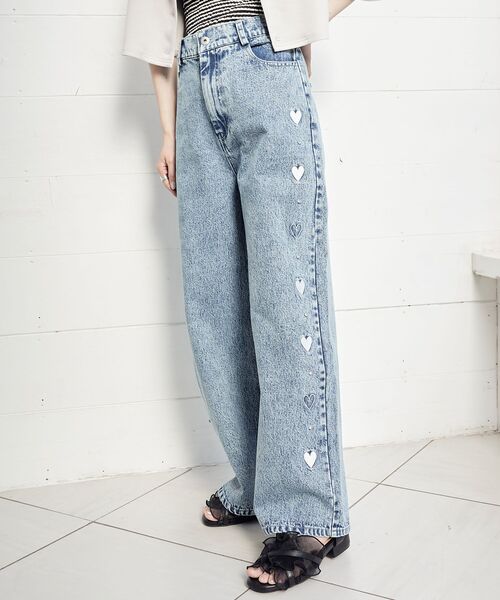 MAJESTIC LEGON（マジェスティックレゴン）の「リボンビジューデニムパンツ（デニムパンツ・レディース・グレー系その他/ブルー系その他3/グレー/サックスブルー/ピンク/ネイビー・SMALL/LARGE/MEDIUM）」の12枚目の写真