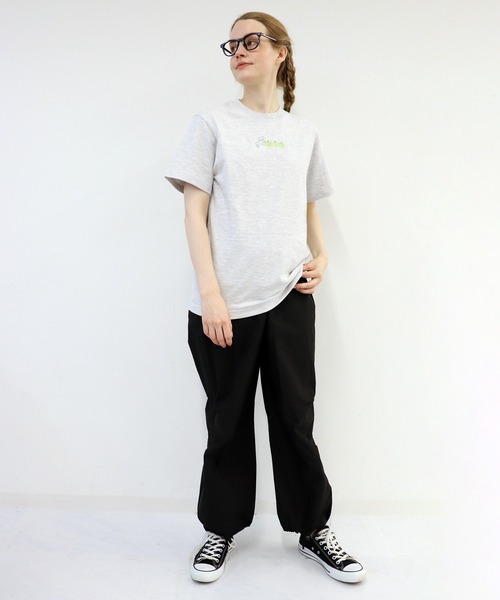 haupia（ハウピア）の「シロペキはリンゴ３個分【Tシャツ】（Tシャツ/カットソー・レディース・オフホワイト/グレー/サックスブルー/ブラック・MEDIUM）」の7枚目の写真