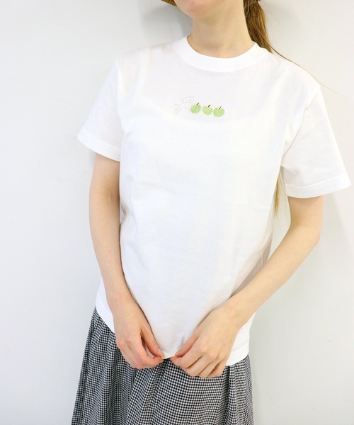haupia（ハウピア）の「シロペキはリンゴ３個分【Tシャツ】（Tシャツ/カットソー・レディース・オフホワイト/グレー/サックスブルー/ブラック・MEDIUM）」の15枚目の写真