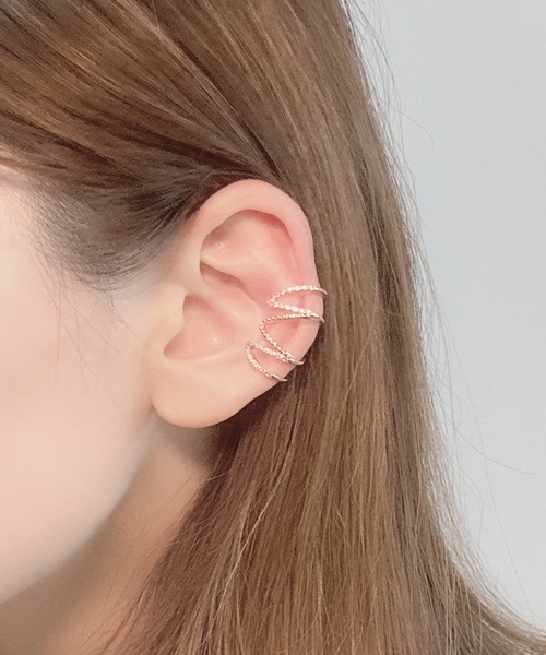 CALIFORNIA OUTFITTERS(カリフォルニア アウトフィッターズ)の「3-1C10 ラインストーン デザインイヤーカフ 【LULKA-ルールカ-】(イヤーカフ・レディース・ゴールド/シルバー・ONESIZE)」の2枚目の写真