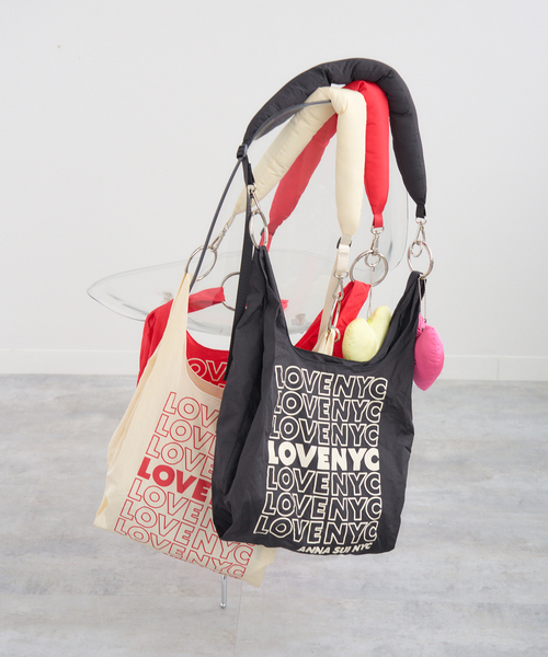 JOINT WORKS(ジョイントワークス)の「ANNA SUI NYC / アナスイエヌワイシー LOVEショッピングバッグ(ショルダーバッグ・レディース・ホワイト/レッド/ブラック・FREE)」の10枚目の写真