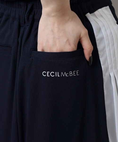 CECIL McBEE(セシルマクビー)の「サイドプリーツスカート(スカート・レディース・ネイビー/ホワイト・2(M)/3(L)/1(S))」の22枚目の写真