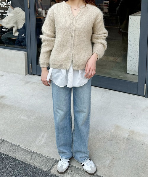 LE MORE（リモア）の「ヘンリーVネックカーディガン（カーディガン/ボレロ・レディース・ベージュ/アイボリー/チャコール・FREE）」の8枚目の写真