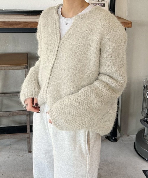 LE MORE（リモア）の「ヘンリーVネックカーディガン（カーディガン/ボレロ・レディース・ベージュ/アイボリー/チャコール・FREE）」の9枚目の写真