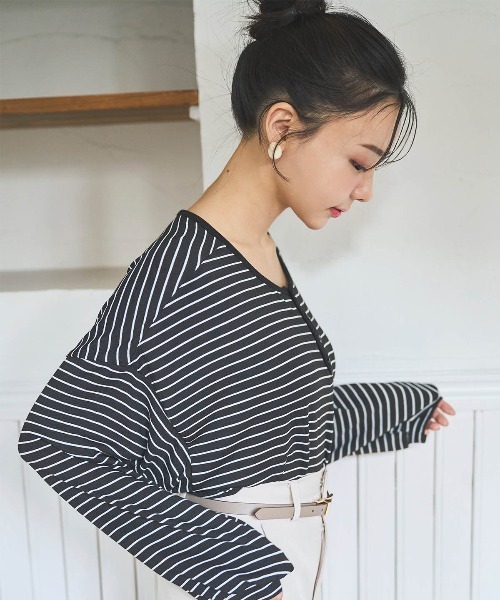 mil(ミル)の「【150㎝前後の小柄さんサイズ】前後2way ボーダーロンT(Tシャツ/カットソー・レディース・ブラウン/ブラック/オフホワイト・XS/S)」の5枚目の写真