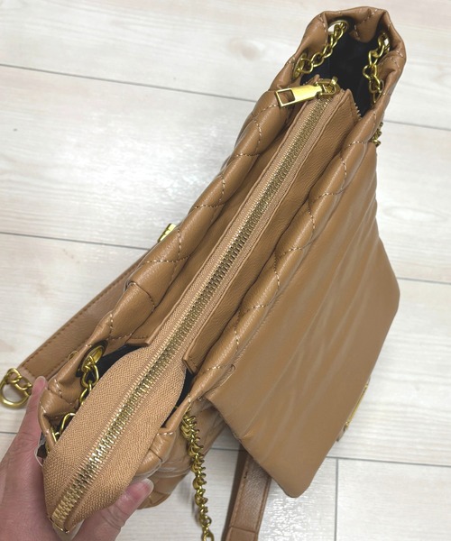 NANEA(ナネア)の「キルティングチェーントートバッグ(トートバッグ・レディース・ブラック/ブラウン/ベージュ・フリー)」の6枚目の写真