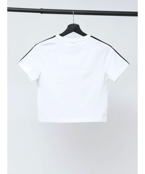 PUMA(プーマ)の「【PUMA】T7 ベイビー Tシャツ(Tシャツ/カットソー・レディース・ホワイト/ブラック・SMALL/MEDIUM)」の4枚目の写真