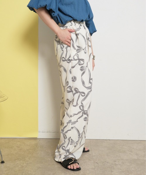 リボン柄リラックスパンツ ワイドストレートシルエット タック Palm