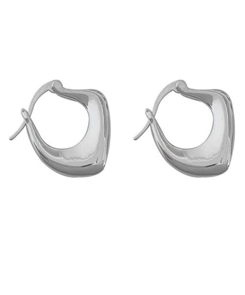Forcement(フォースメント)の「ボリュームデザインフープピアス(ピアス(両耳用)・レディース・シルバー/ゴールド・ONESIZE)」の13枚目の写真