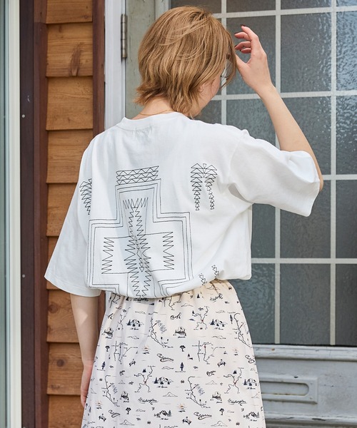 PENDLETON(ペンドルトン)の「PENDLETON/ペンドルトン ショートスリーブ バックエンブロイダリー Tシャツ(Tシャツ/カットソー・メンズ・オフホワイト/ブラック・MEDIUM/LARGE)」の7枚目の写真